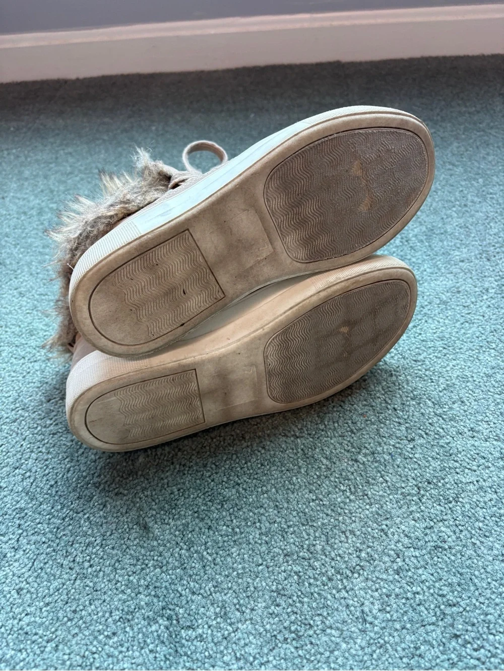 Soda Tan Faux-Fur Lined Lace-Up Winter Boots
